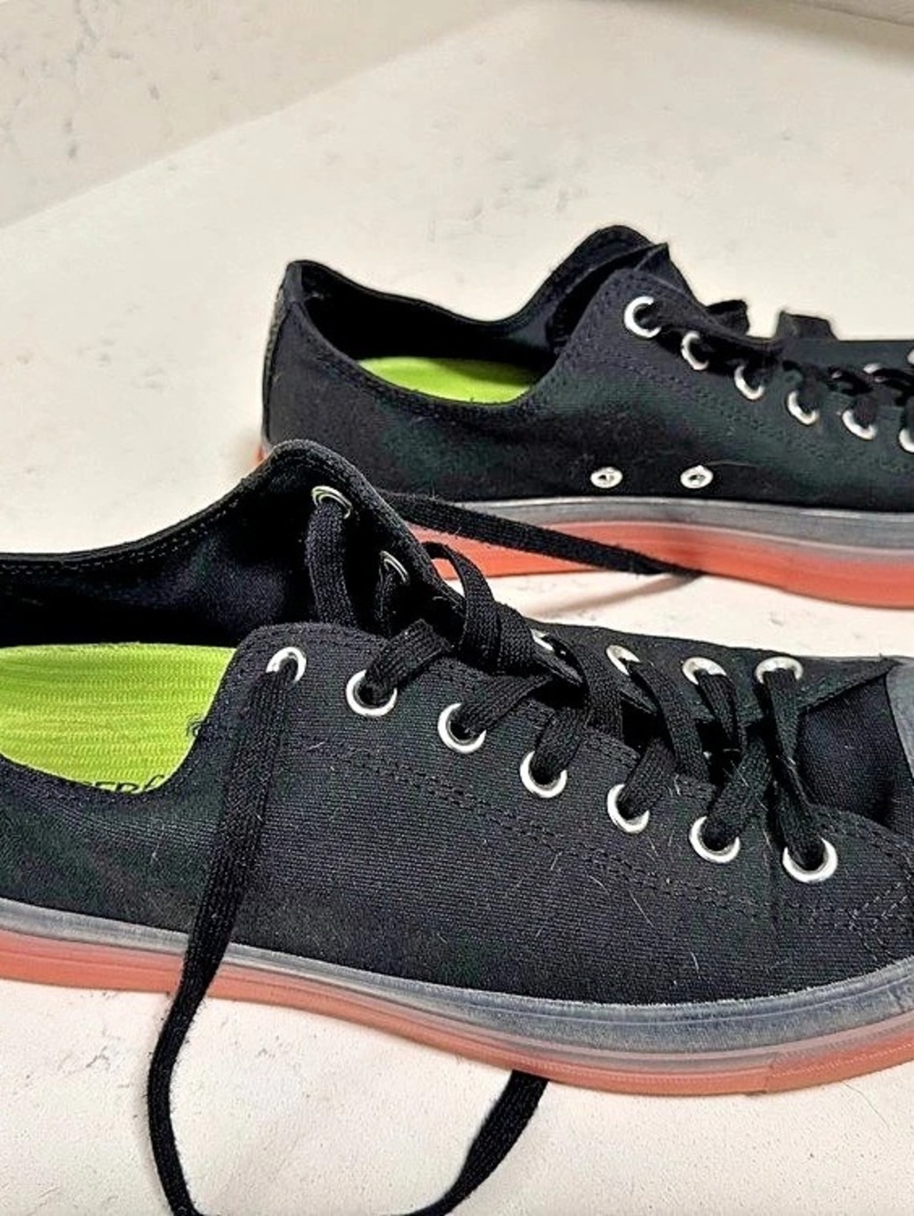 Converse Chuck Taylor Canvas Sneakers Black & Red US 12